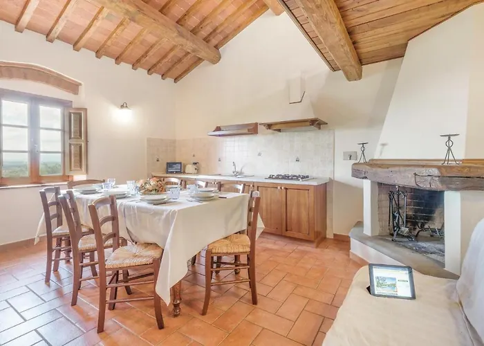 Nice Apartment In Larciano Pt * Lamporecchio