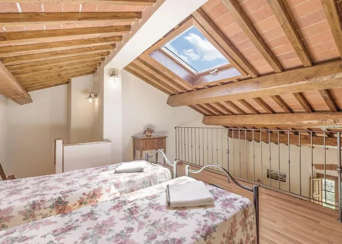 Nice Apartment In Larciano Pt *